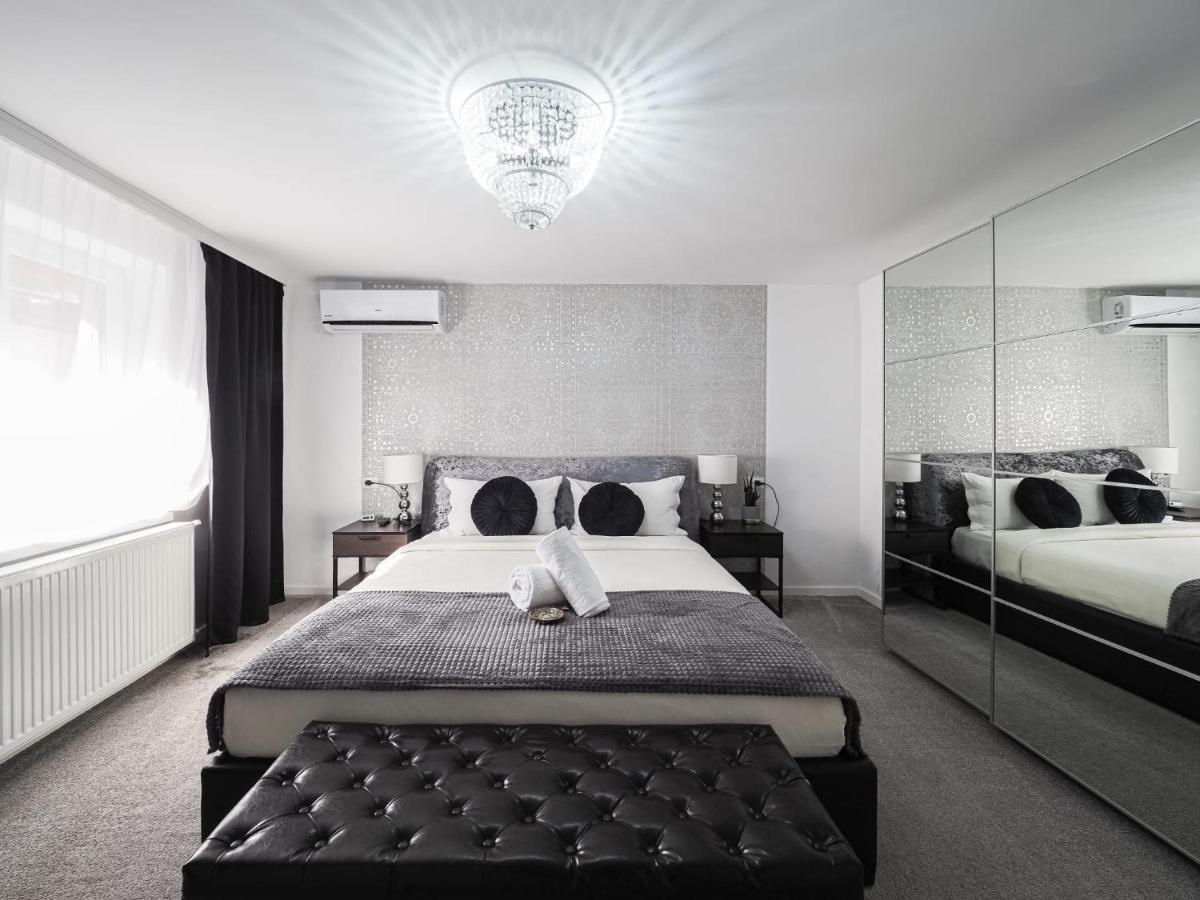 For You Apartments Gold & Silver シビウ エクステリア 写真