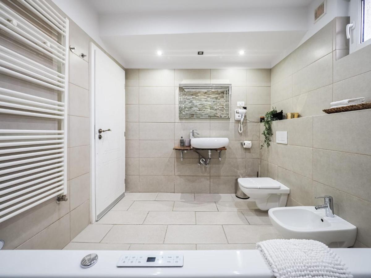 For You Apartments Gold & Silver シビウ エクステリア 写真