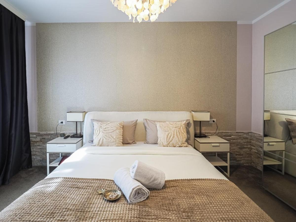 For You Apartments Gold & Silver シビウ エクステリア 写真